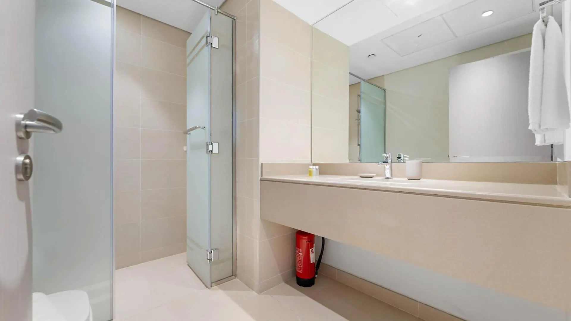 Silkhaus Canalside 1Br At Water'S Edge In Yas Island Abu Dhabi Apartamento